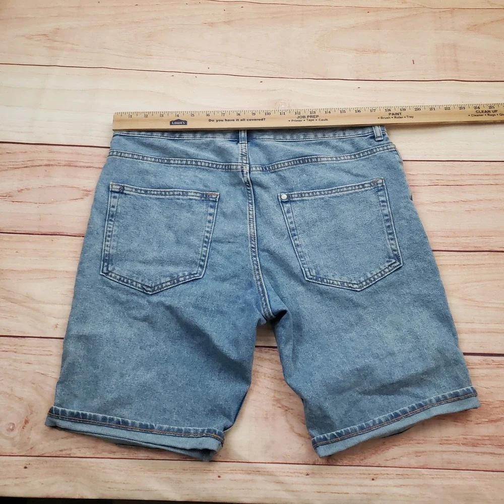 H&M &Denim‎ Shorts Mens 34 Blue Slim Fit Jeans Denim Medium Wash Cuff Button Fly
